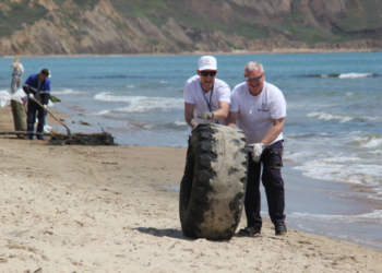 أوتيكو روسيا تدعم المبادرة التطوعية لتنظيف الشواطئ