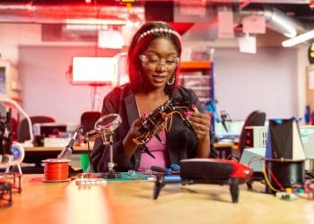 The Role of Technology in Advancing the Economy in the MENA Region