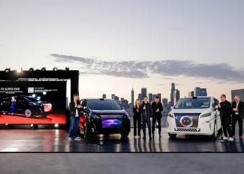 فاراداي إكس تكشف عن منتجين عالميين رائدين مع هيكل تكنولوجي تحولي — سيارة إف إكس سوبر ون متعددة الأغراض الذكية، ونظام إف إف سوبر إي أي آي ف.ا.س.ي، وهيكل وكيل الذكاء الاصطناعي المجسّد إف إف إي أي آي 6×4.